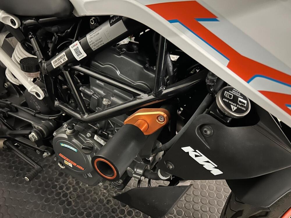 KTM 125 Duke (2024 - 25) (5)