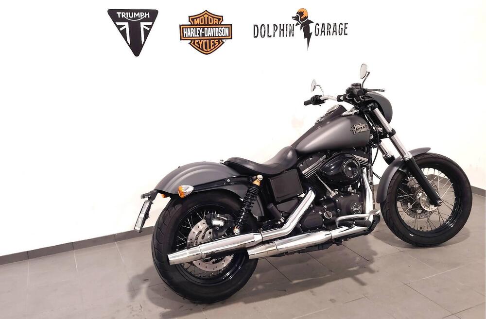 Harley-Davidson 1690 Street Bob (2017) - FXDB (3)