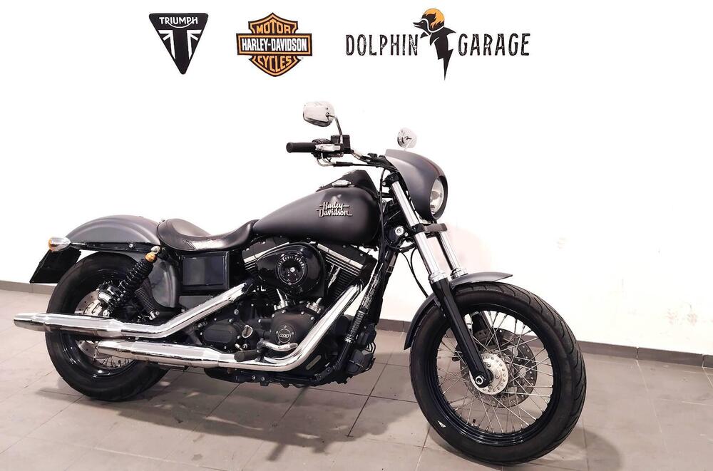Harley-Davidson 1690 Street Bob (2017) - FXDB (4)
