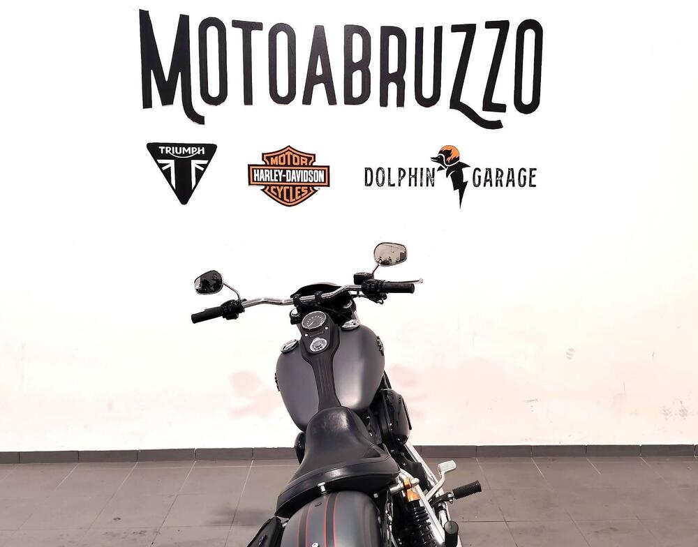 Harley-Davidson 1690 Street Bob (2017) - FXDB (12)