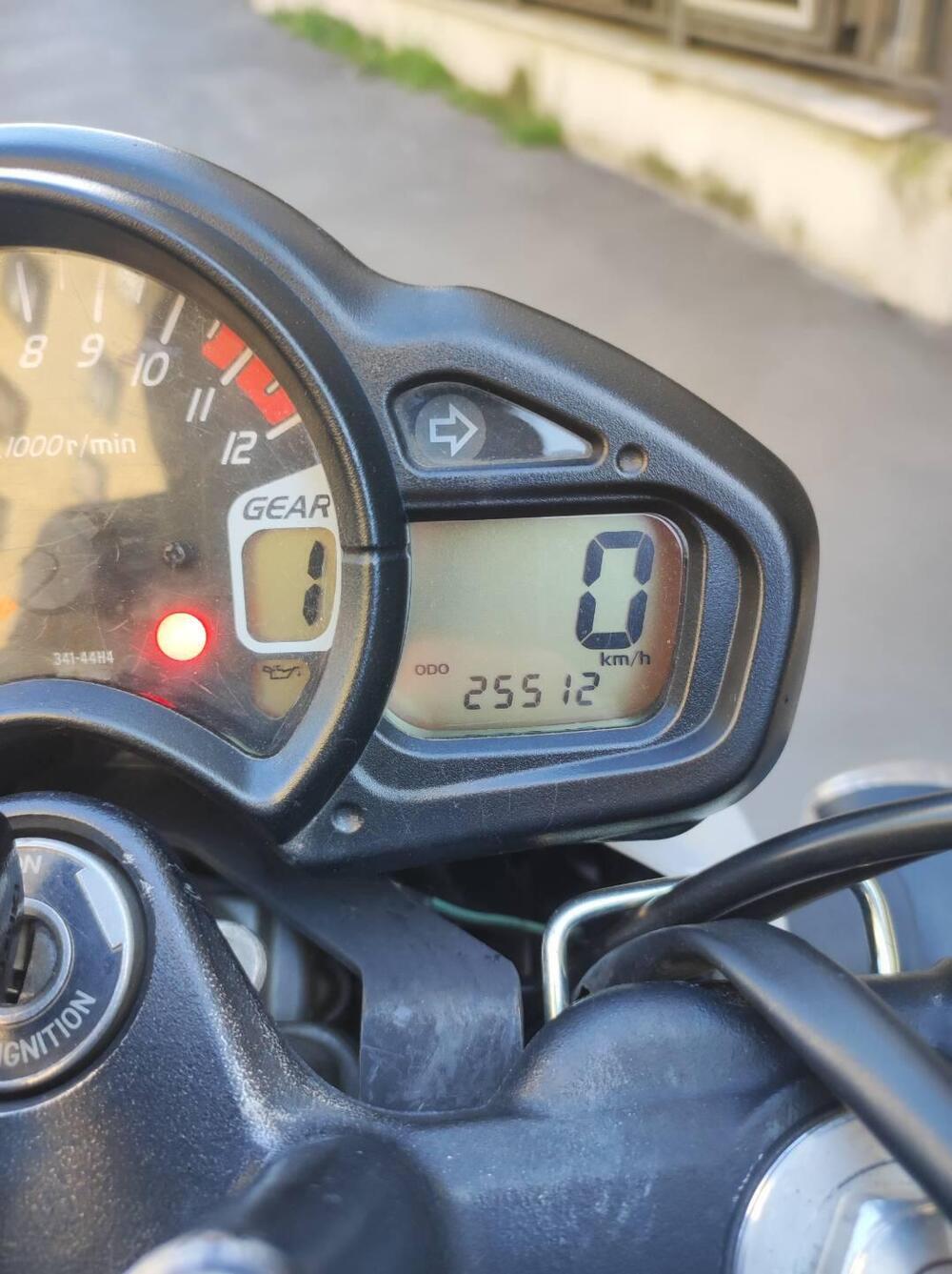 Suzuki Gladius 650 SFV ABS (2009 - 15) (5)