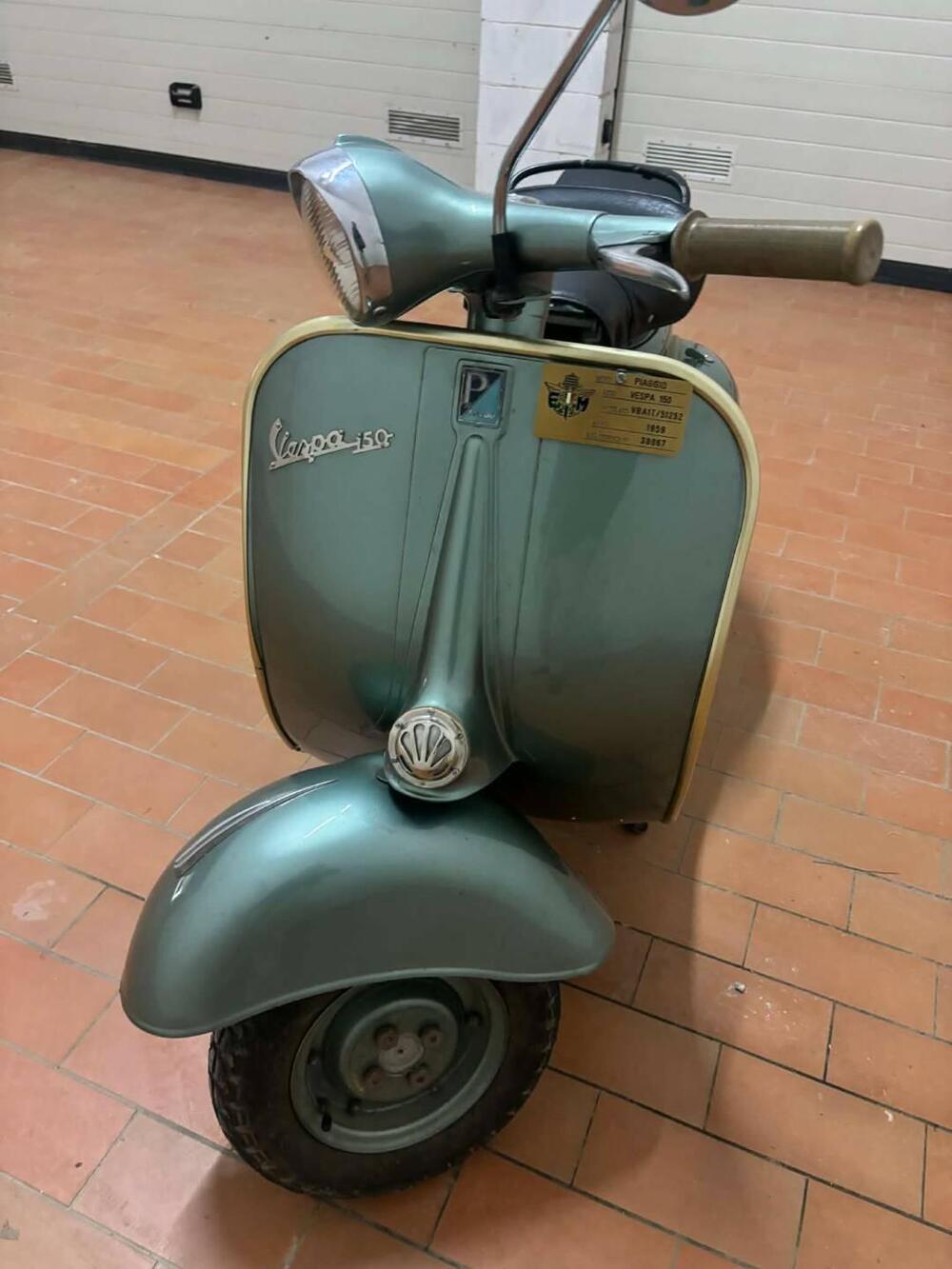 Piaggio Vespa 150 vba1t (6)