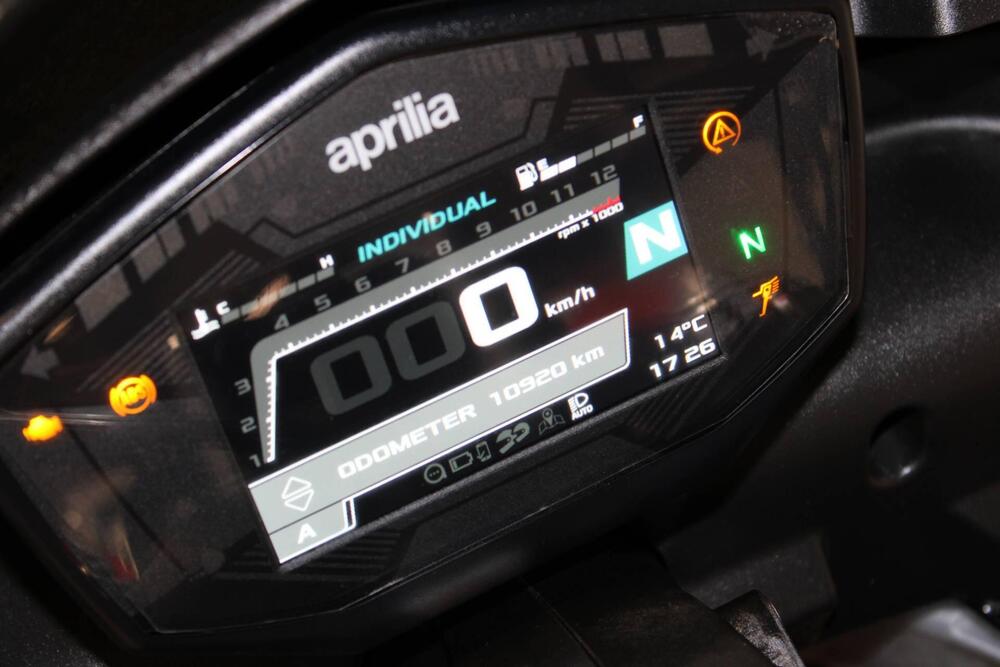 Aprilia Tuono 660 Factory (2022 - 24) (6)