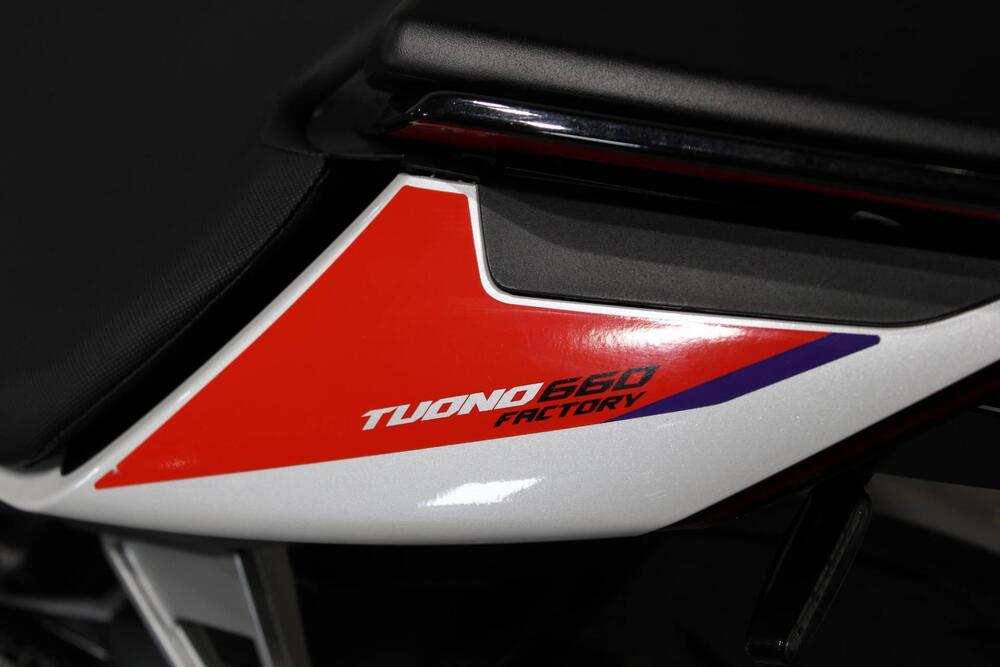 Aprilia Tuono 660 Factory (2022 - 24) (7)