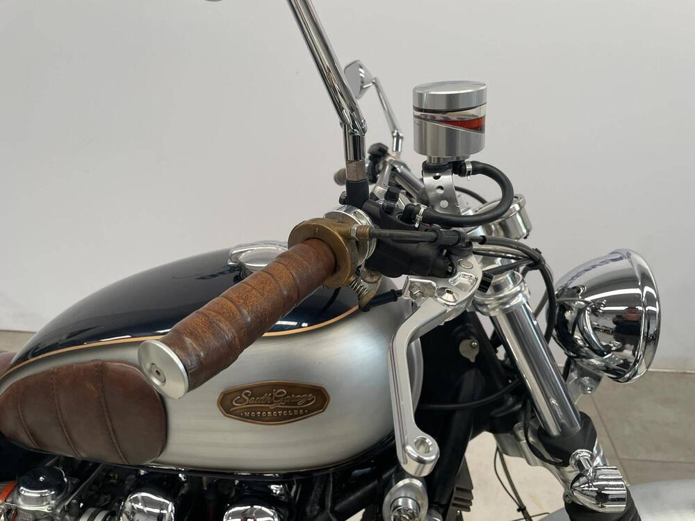 Triumph Bonneville T100 (2001 - 07) (2)