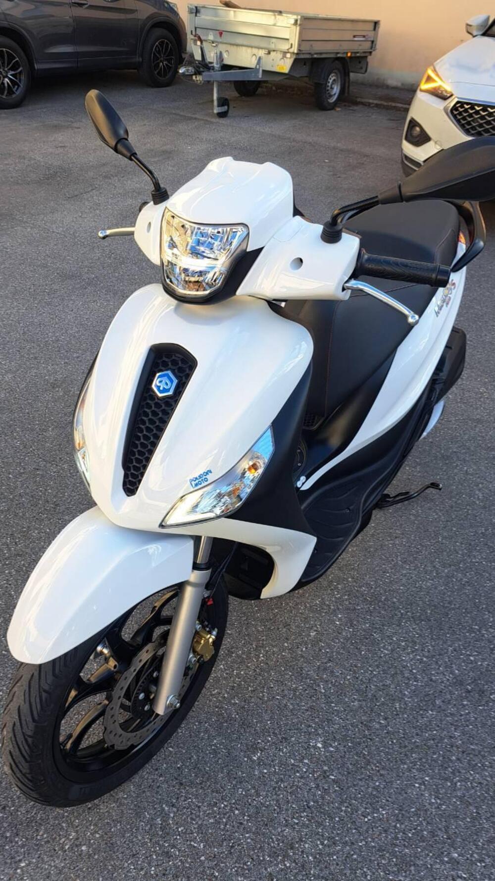 Piaggio Medley 150 S ABS (2021 - 25) (4)