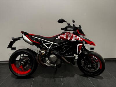 Ducati Hypermotard 950 RVE (2022 - 25) usata