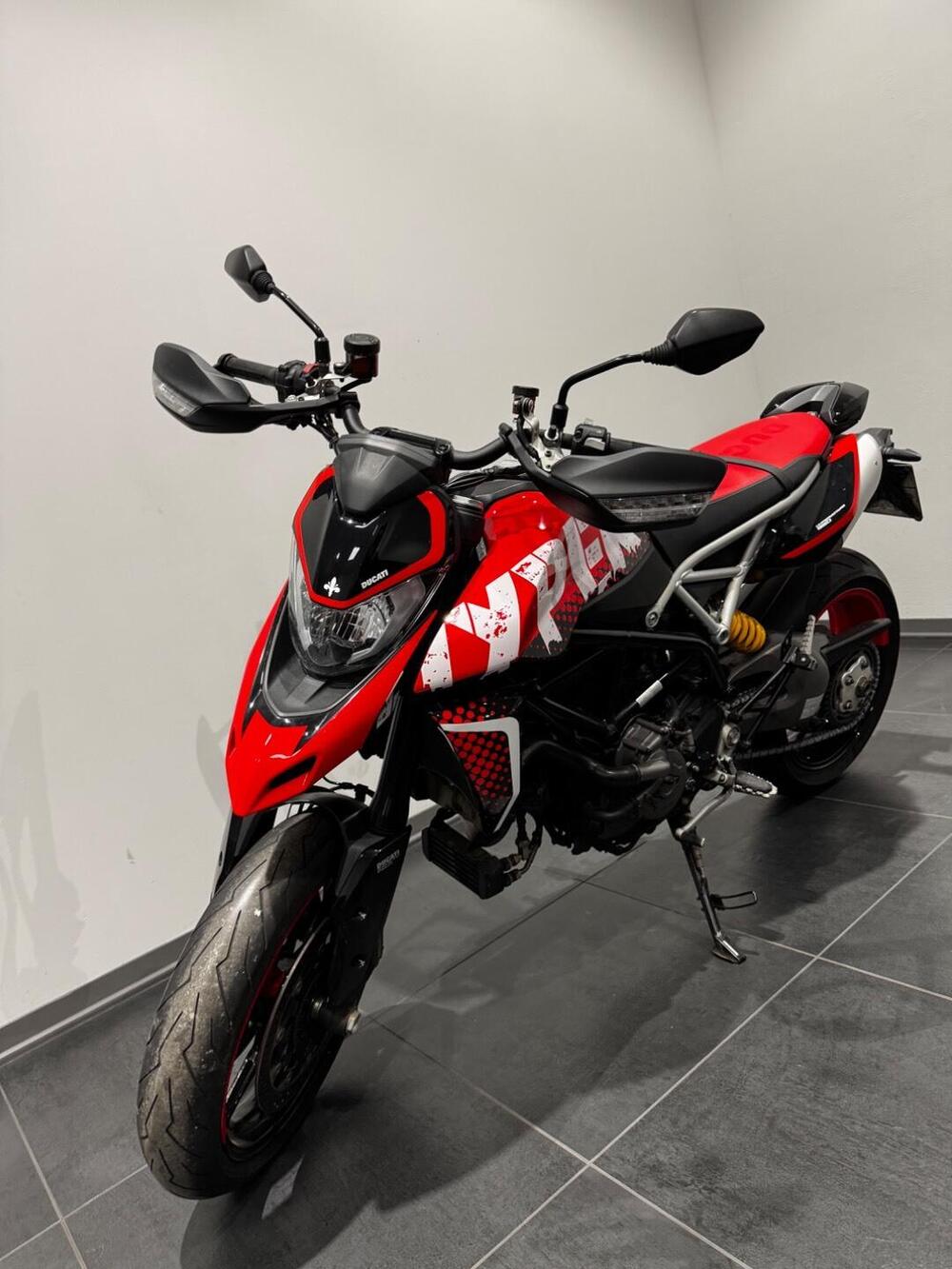 Ducati Hypermotard 950 RVE (2022 - 25) (5)