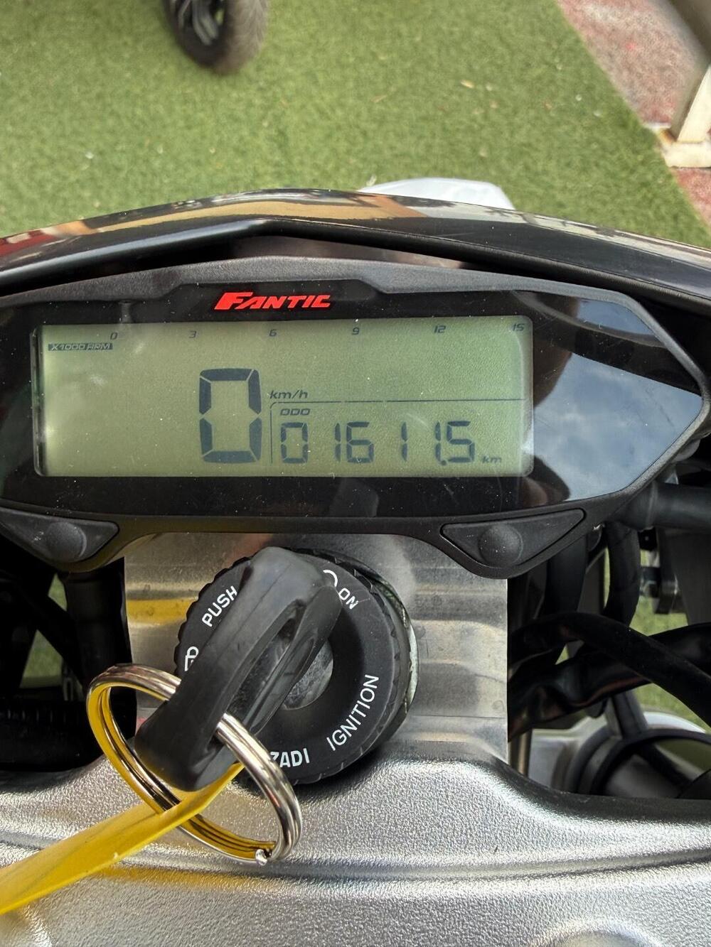 Fantic Motor XMF 125 Motard Performance 4t (2021 - 22) (17)