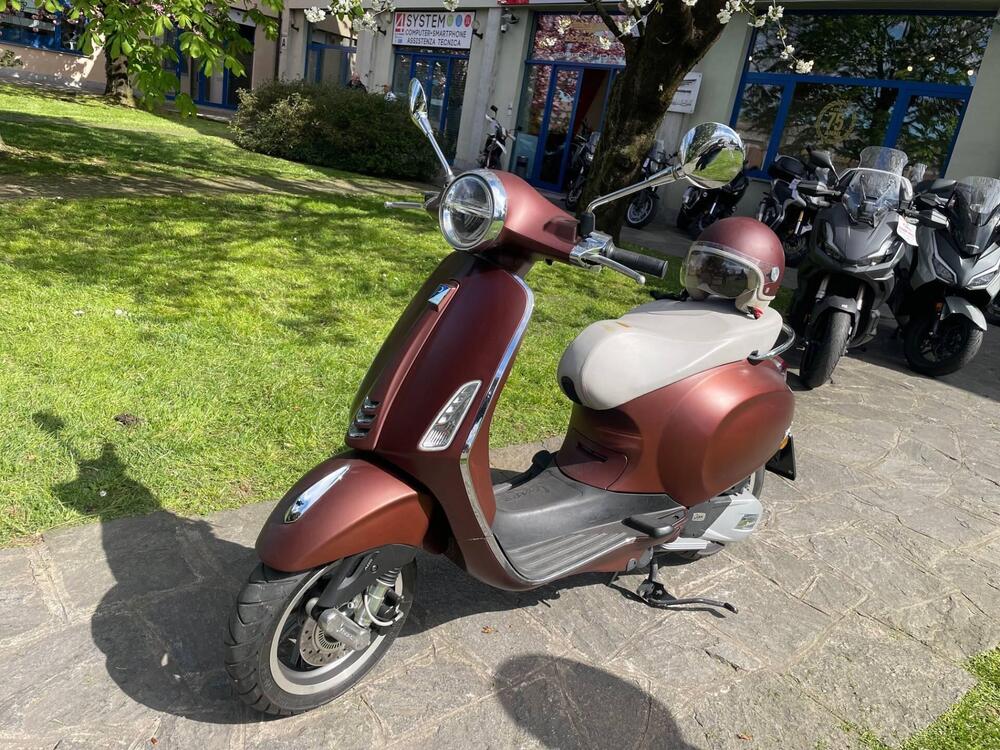Vespa Primavera 125 3V ie ABS 50° Anniversario (2018 - 19) (2)