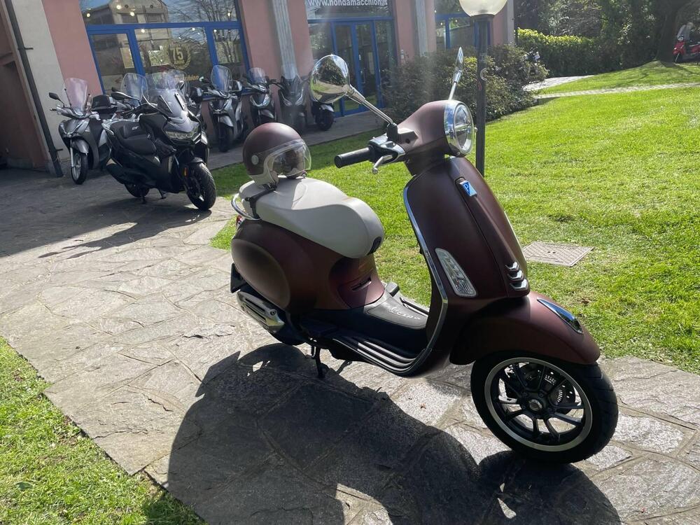 Vespa Primavera 125 3V ie ABS 50° Anniversario (2018 - 19) (4)
