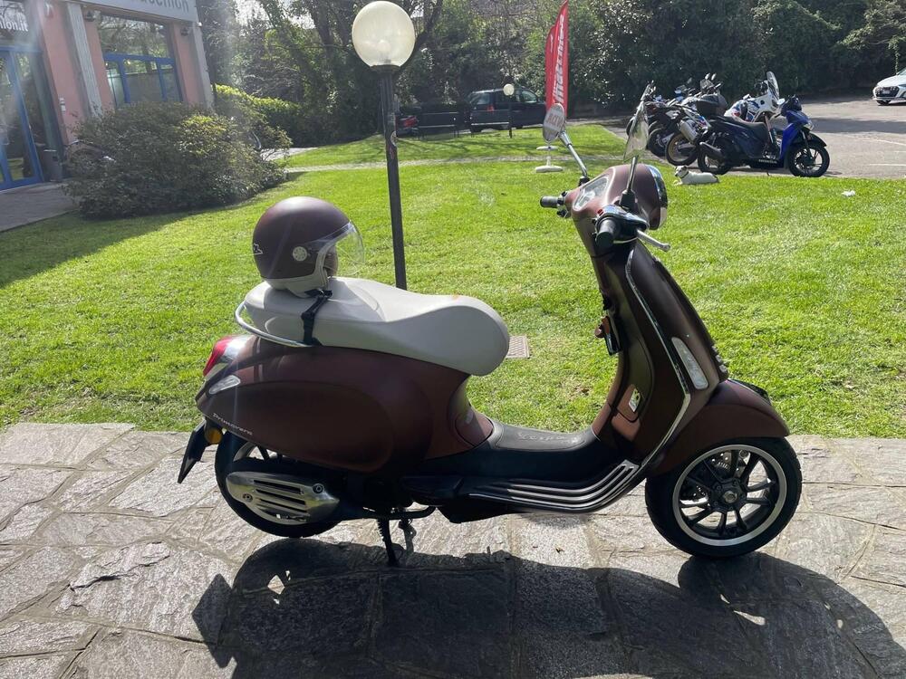 Vespa Primavera 125 3V ie ABS 50° Anniversario (2018 - 19) (5)
