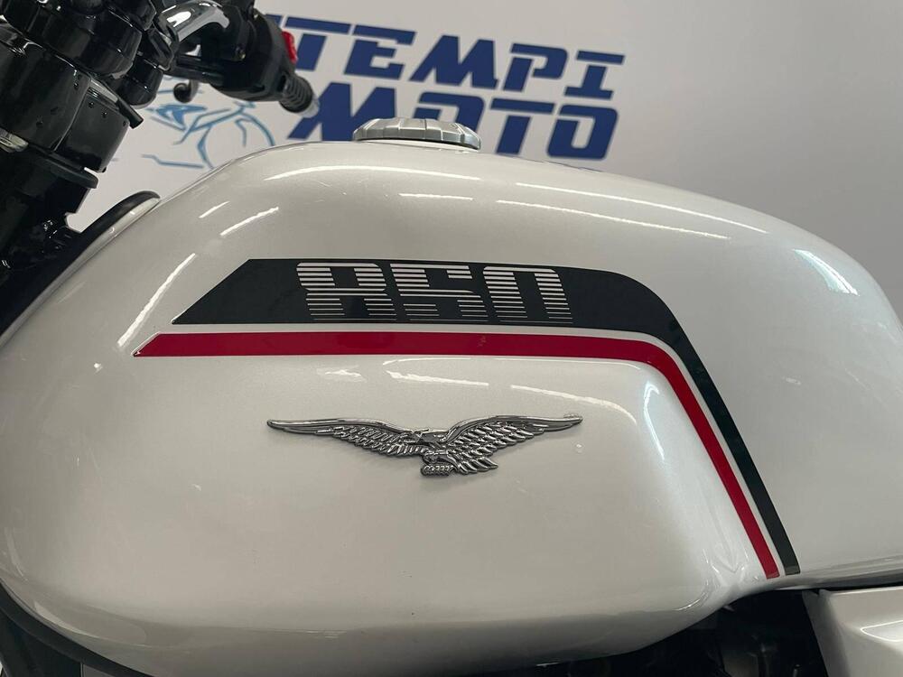 Moto Guzzi V7 850 Stone Special Abs (2021) (6)