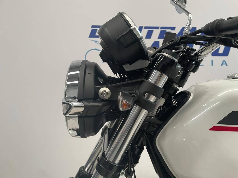 Moto Guzzi V7 850 Stone Special Abs (2021) (8)