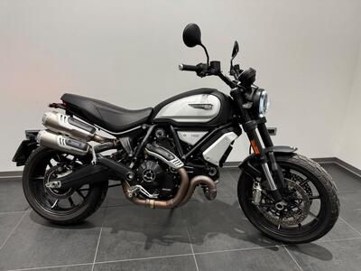 Ducati Scrambler 1100 Dark Pro (2020 - 24) usata