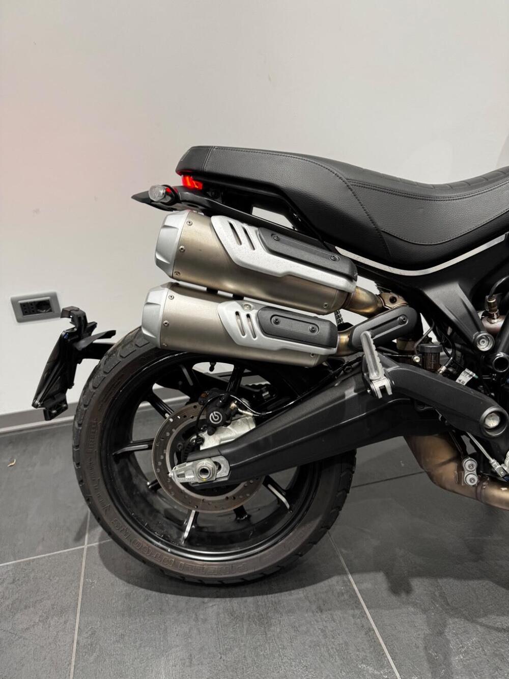 Ducati Scrambler 1100 Dark Pro (2020 - 24) (3)