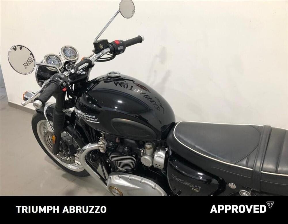 Triumph Bonneville T120 (2021 - 25) (5)