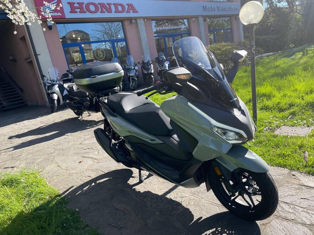 Honda Forza 350 (2025 - 26) (4)