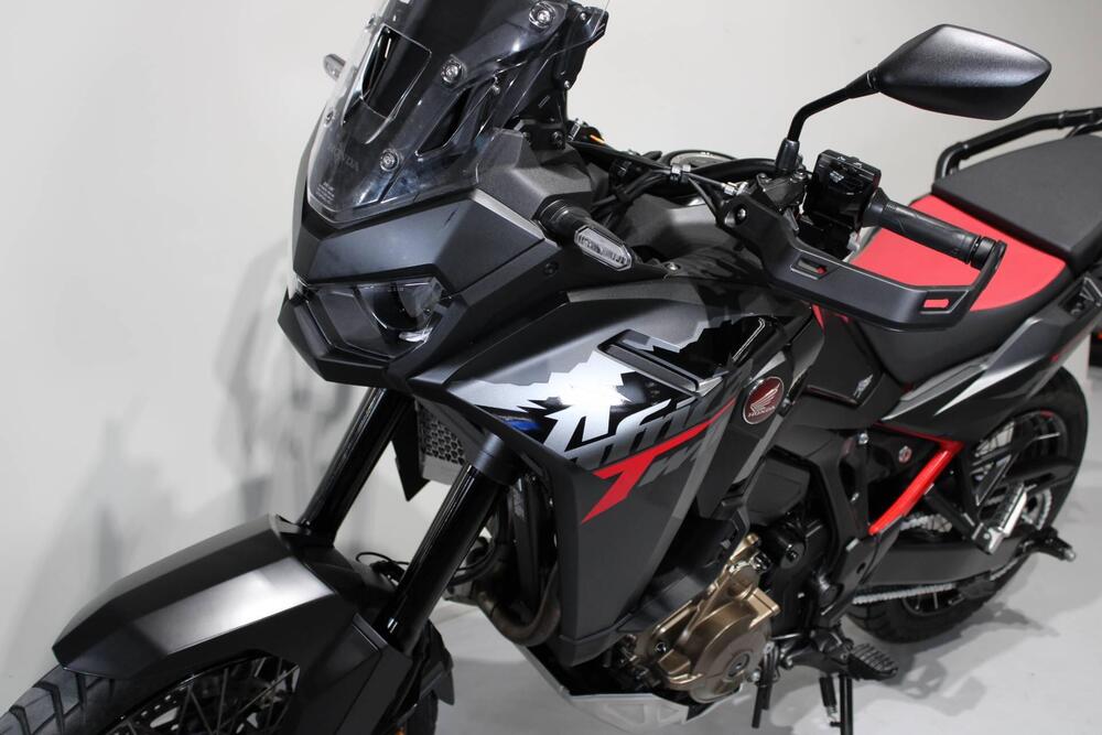 Honda Africa Twin CRF 1100L ES DCT (2024 - 26) (9)