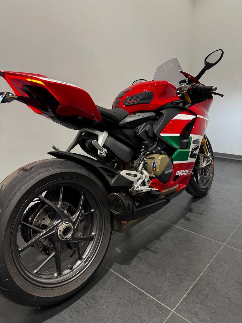 Ducati Panigale V2 Bayliss 1st Championship 20th Anniversary (2021 - 24) (4)