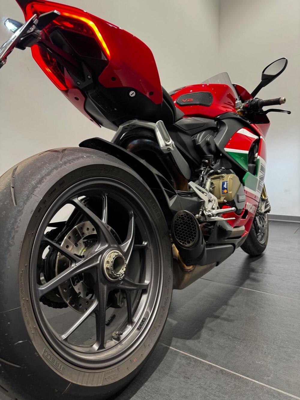 Ducati Panigale V2 Bayliss 1st Championship 20th Anniversary (2021 - 24) (6)