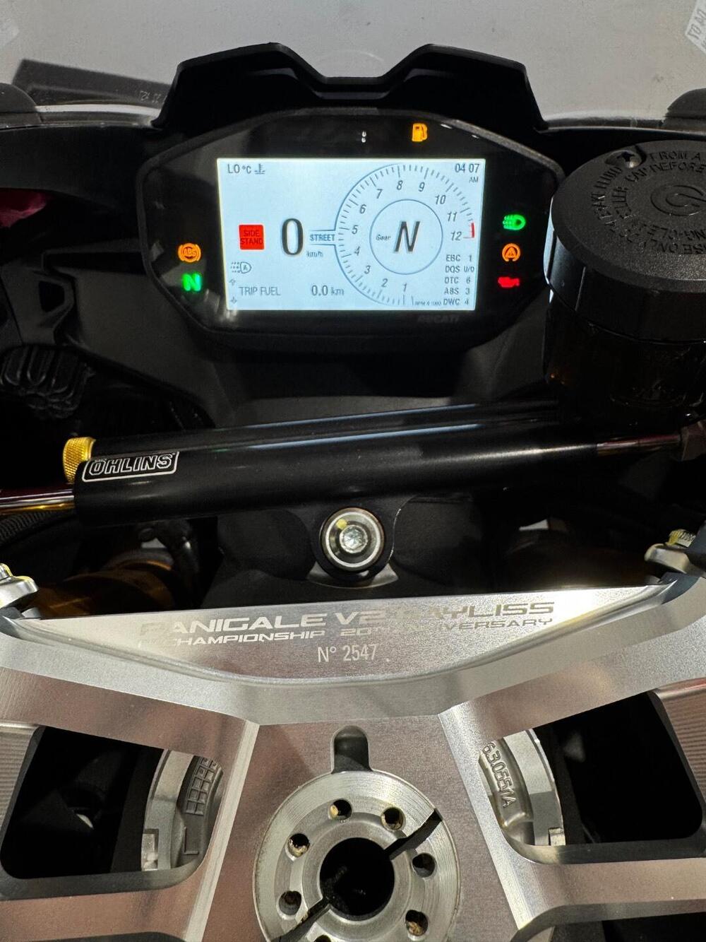 Ducati Panigale V2 Bayliss 1st Championship 20th Anniversary (2021 - 24) (9)