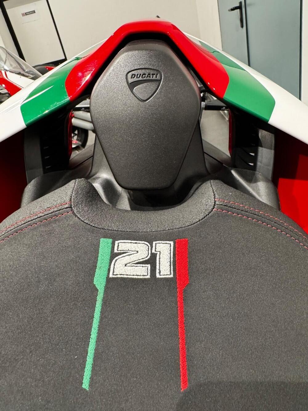 Ducati Panigale V2 Bayliss 1st Championship 20th Anniversary (2021 - 24) (13)