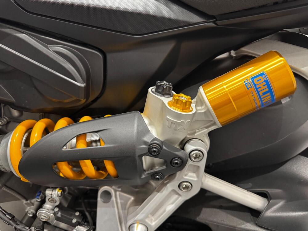 Ducati Panigale V2 Bayliss 1st Championship 20th Anniversary (2021 - 24) (14)