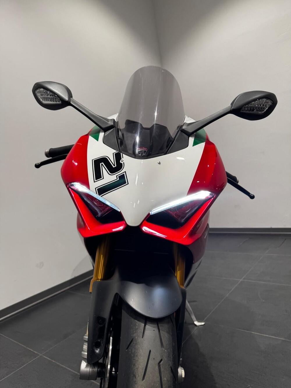 Ducati Panigale V2 Bayliss 1st Championship 20th Anniversary (2021 - 24) (15)