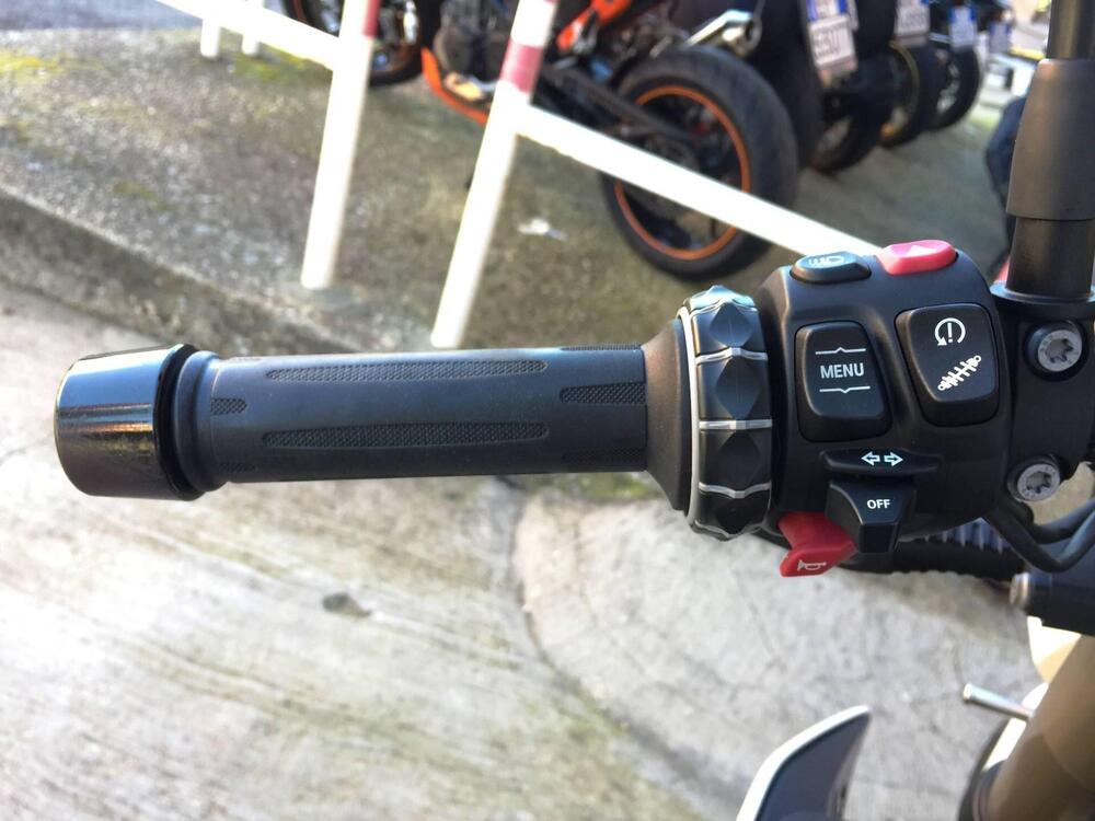 Bmw S 1000 R (2021 - 24) (12)