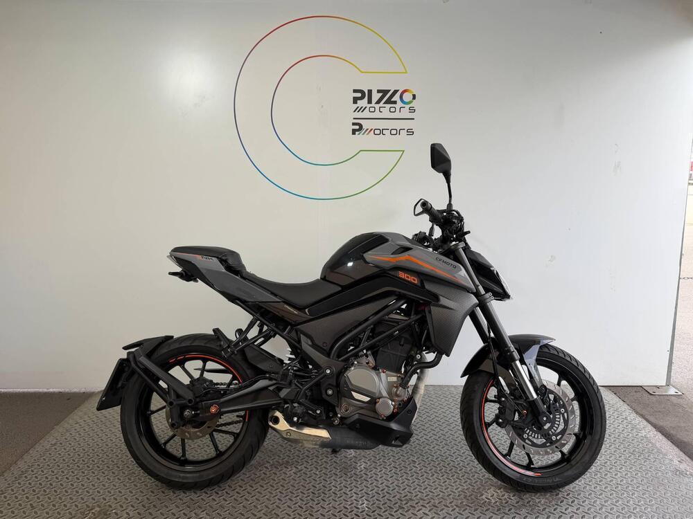 CFMOTO 300NK (2021 - 26)