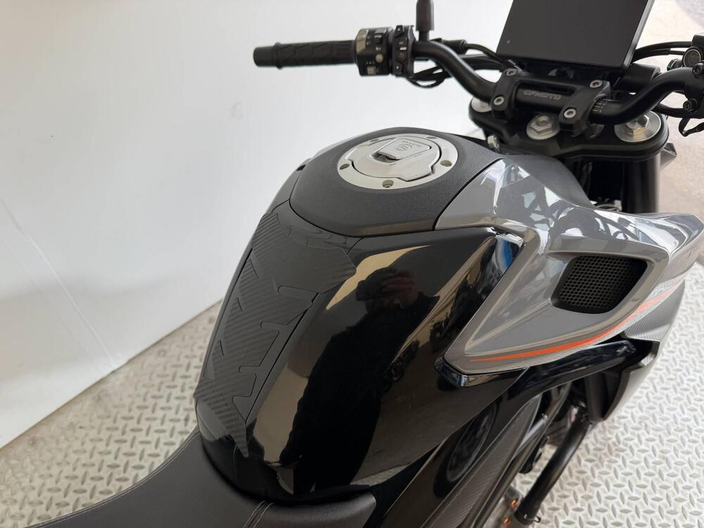 CFMOTO 300NK (2021 - 26) (5)