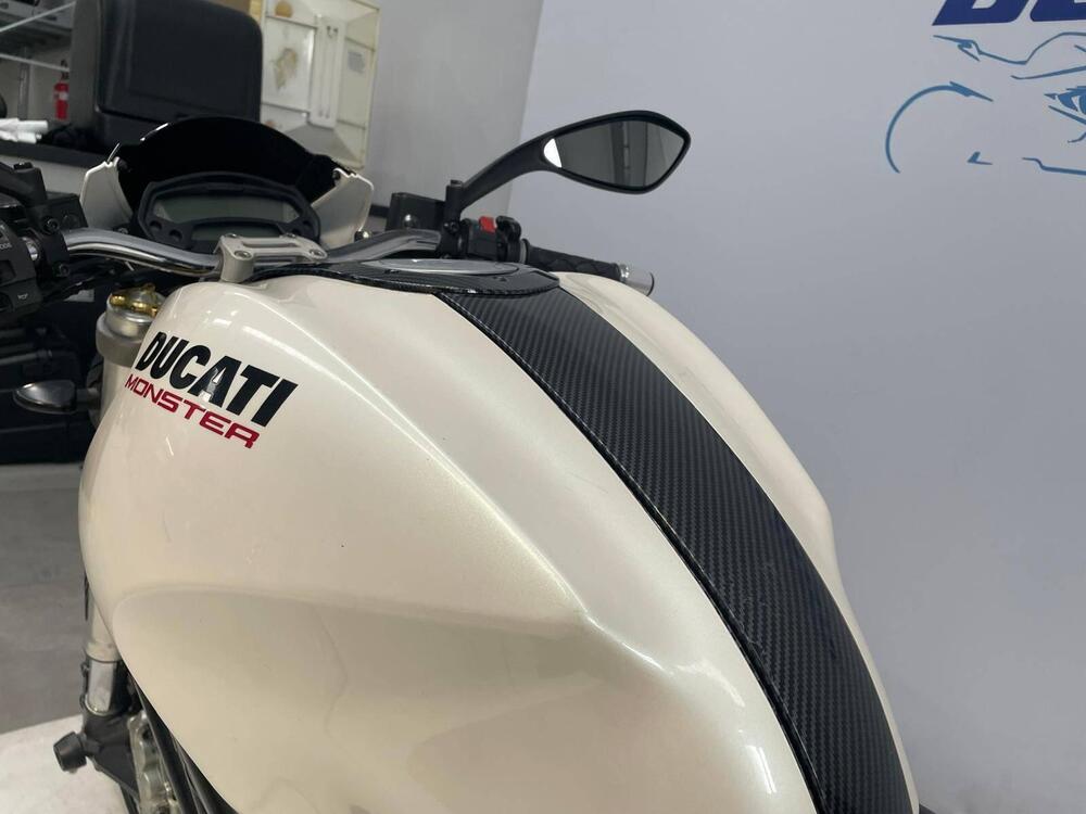 Ducati Monster 696 (2008 - 13) (12)