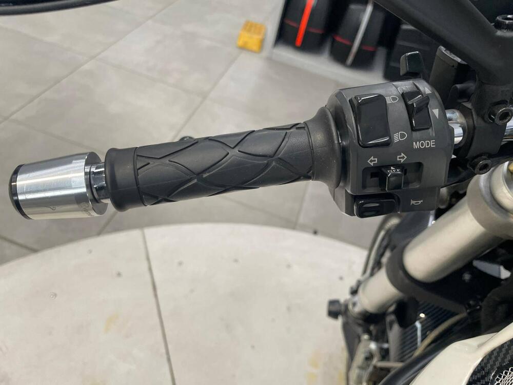 Ducati Monster 696 (2008 - 13) (13)