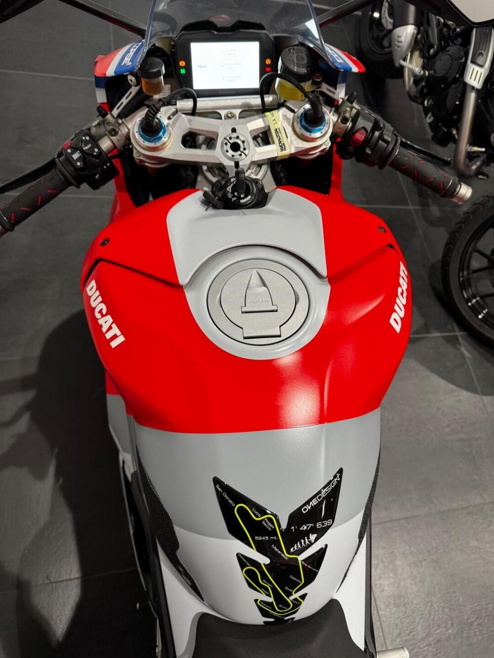 Ducati Panigale V4 S 1100 Corse (2019) (14)