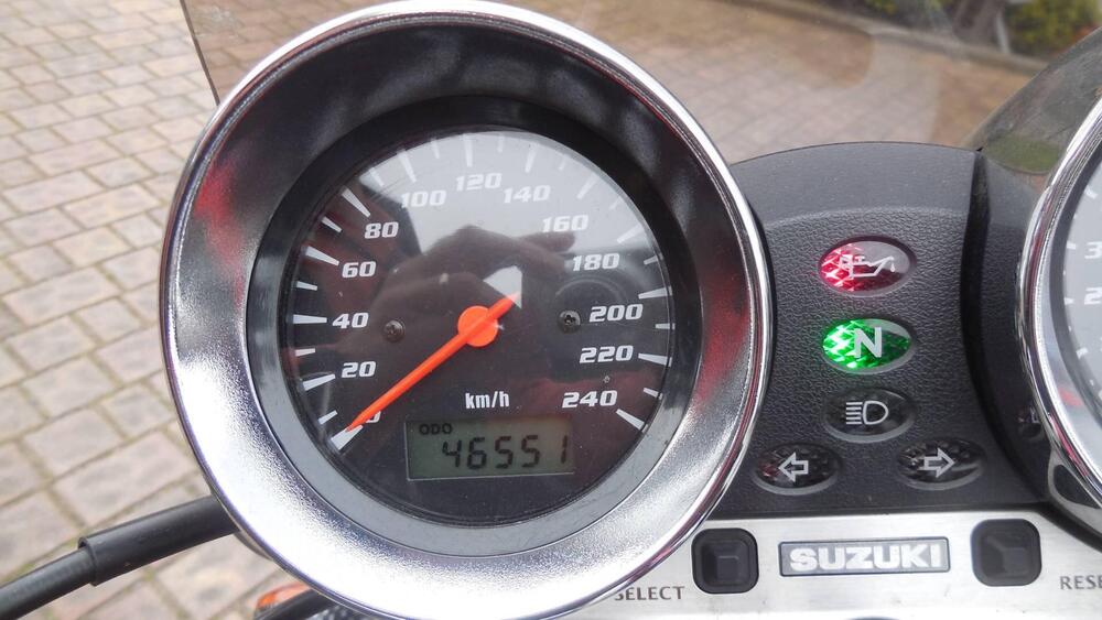 Suzuki GSF 600 Bandit (2000 - 05) (4)