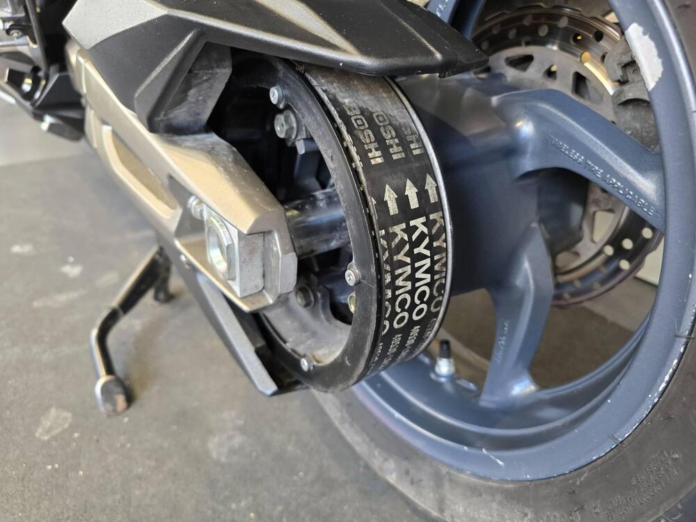 Kymco AK 550 ETS (2021 - 26) (10)