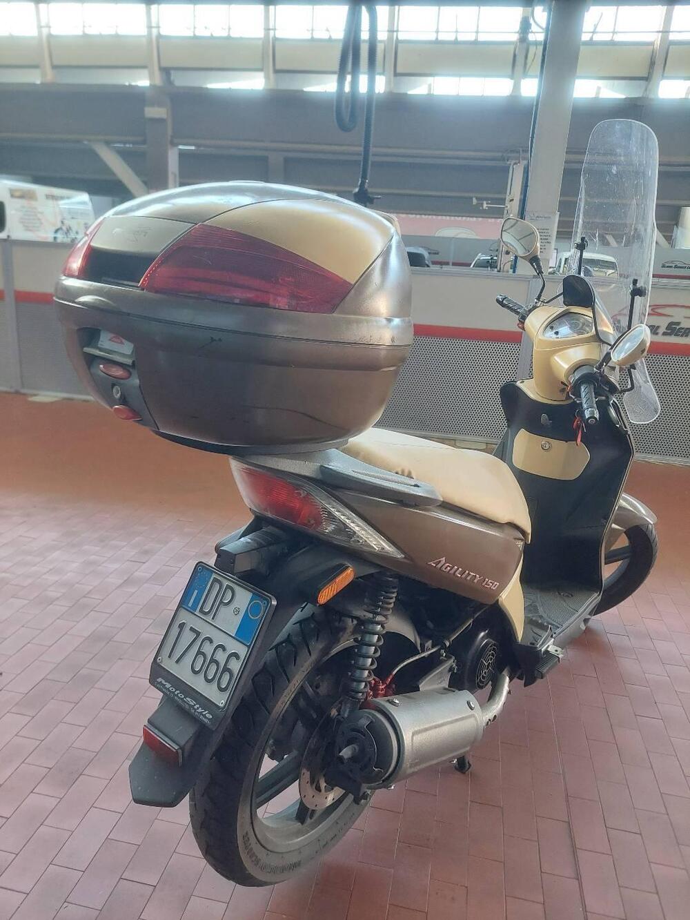 Kymco Agility 150 R16 (8)