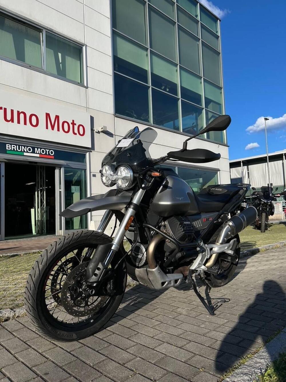 Moto Guzzi V85 TT (2019 - 20) (3)