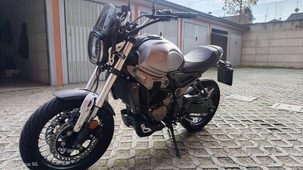 Voge Trofeo 300ACX Scrambler (2021 - 26) (3)