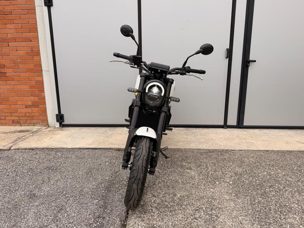 Benelli Leoncino 250 (2021 - 25) (5)
