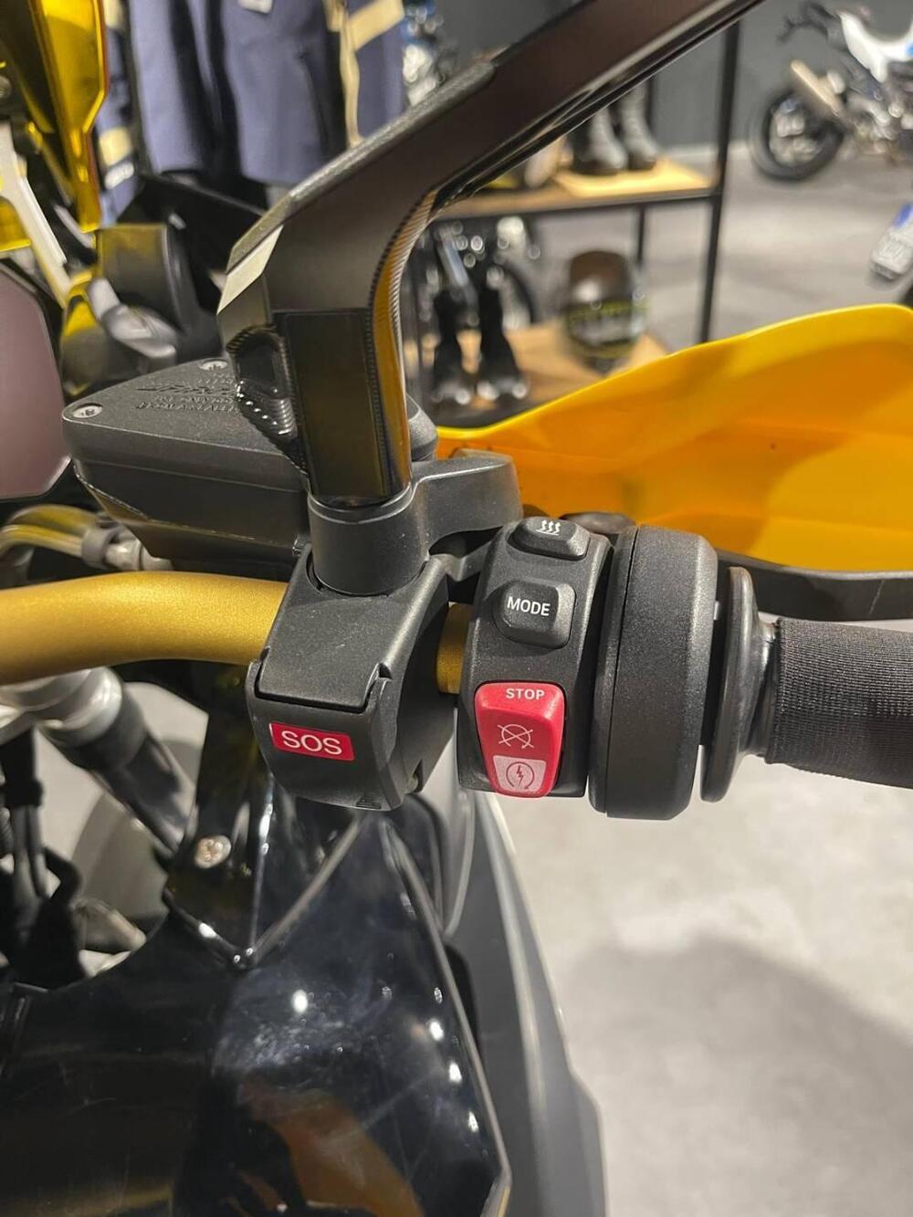 Bmw R 1250 GS - Edition 40 Years GS (2021) (4)