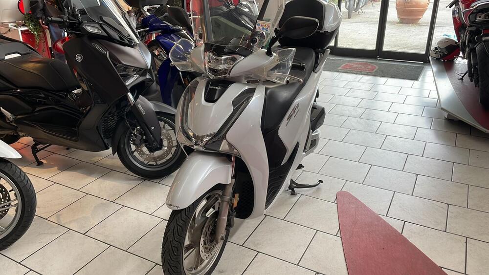 Honda SH 125i (2017 - 19) (3)