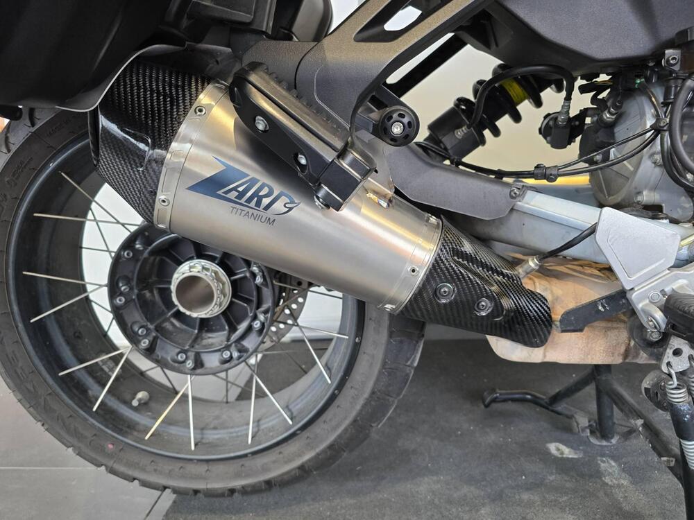 Moto Guzzi Stelvio (2024 - 26) (14)