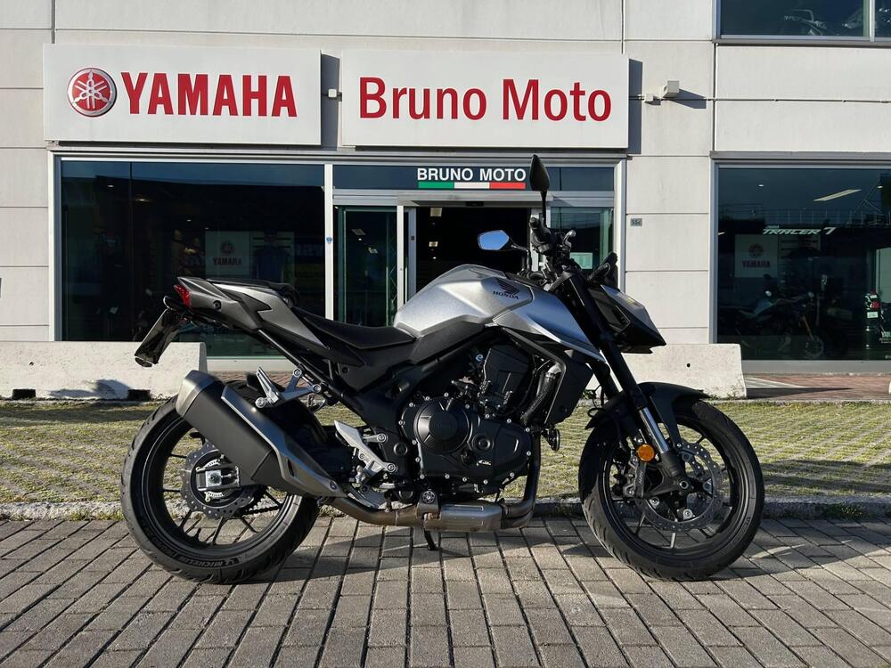 Honda CB 750 Hornet (2025)