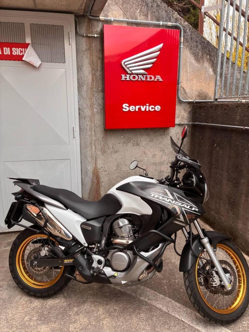 Honda Transalp XL 700 V (2007 - 2013)