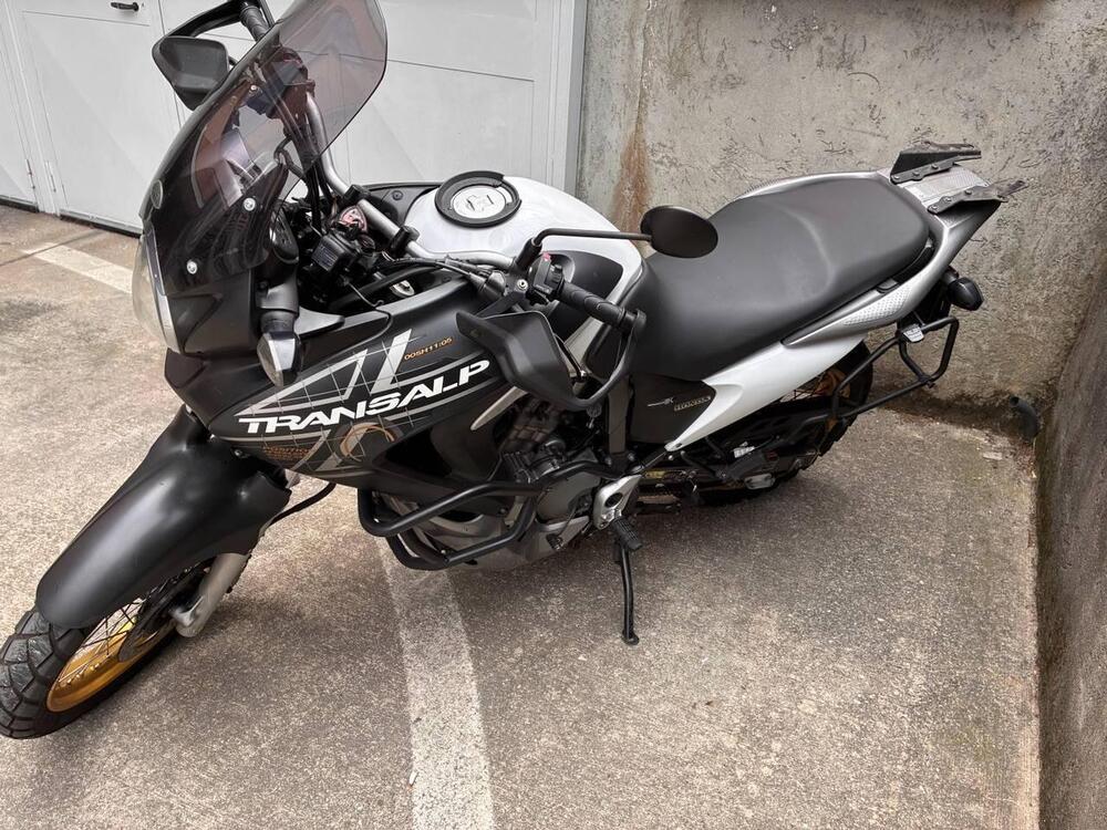 Honda Transalp XL 700 V (2007 - 2013) (3)