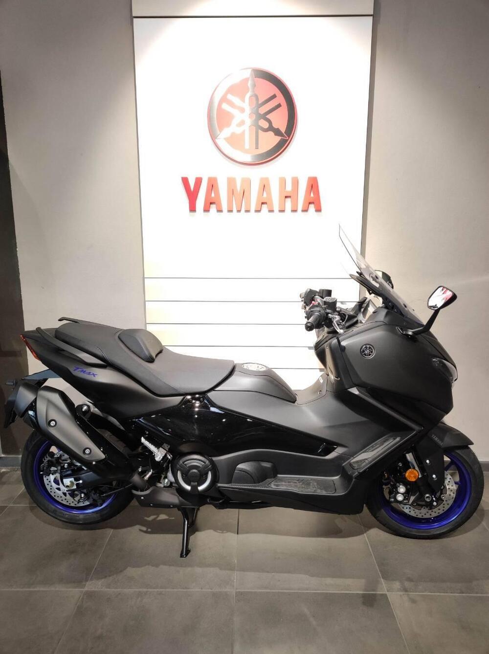 Yamaha T-Max 560 (2025 - 26)