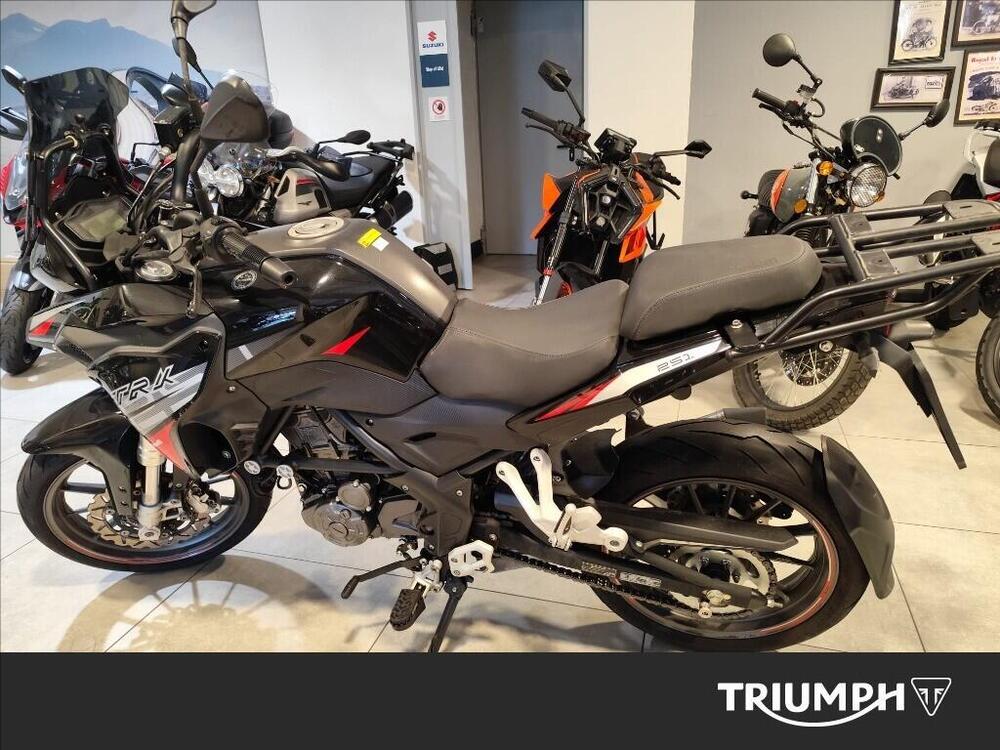 Benelli TRK 251 (2022 - 25) (2)