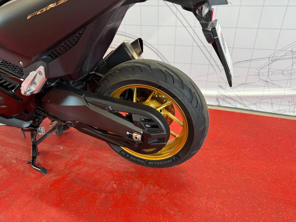 Honda Forza 750 DCT Urban (2021 - 24) (15)